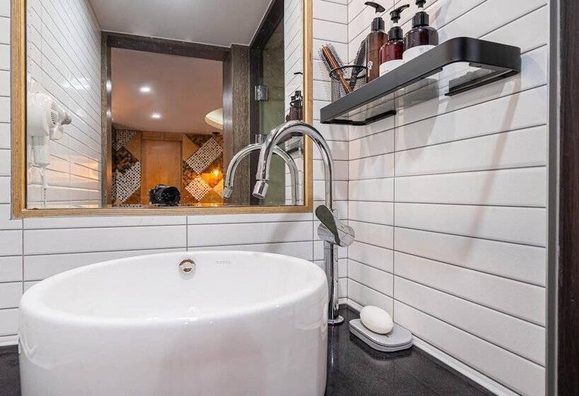 Мотель Busan Sasang Gem