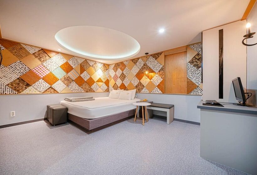 Мотель Busan Sasang Gem