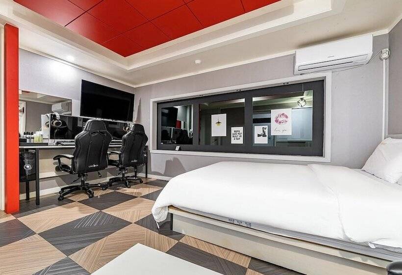 مُتل Chuncheon Feel