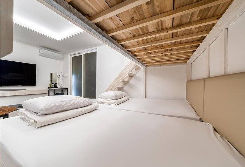 مُتل Chuncheon Feel