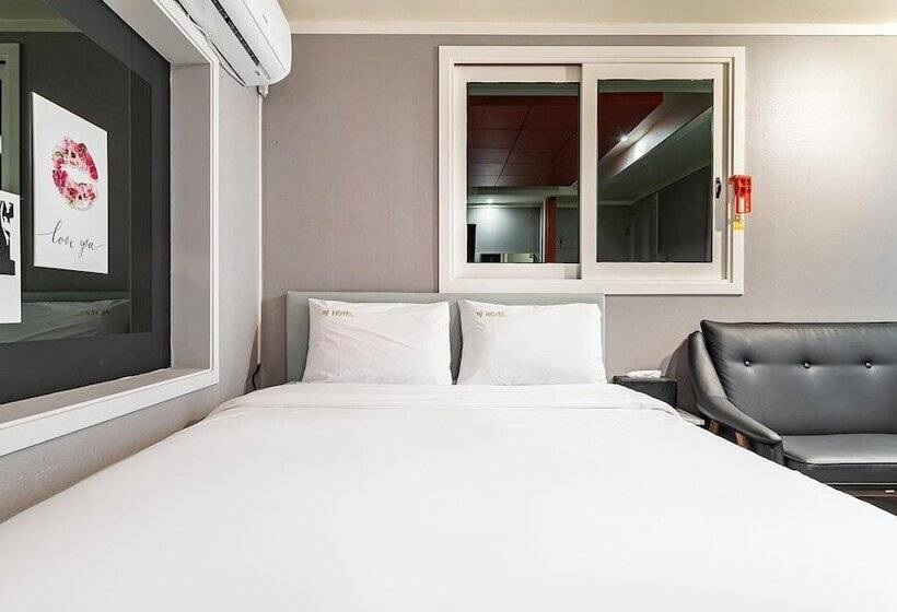 مُتل Chuncheon Feel