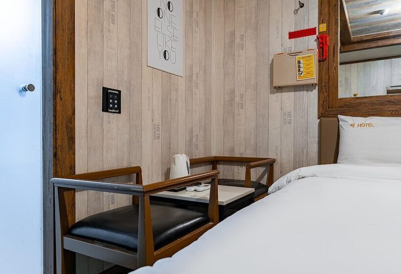 مُتل Chuncheon Feel