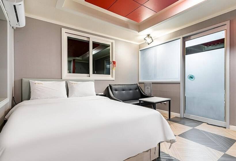 مُتل Chuncheon Feel