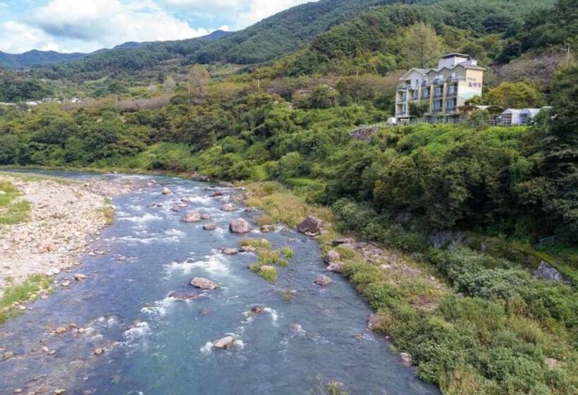 モーテル Hadong Jiri Palbegae Pension