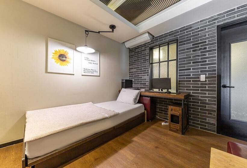 モーテル Kyungsan Ok