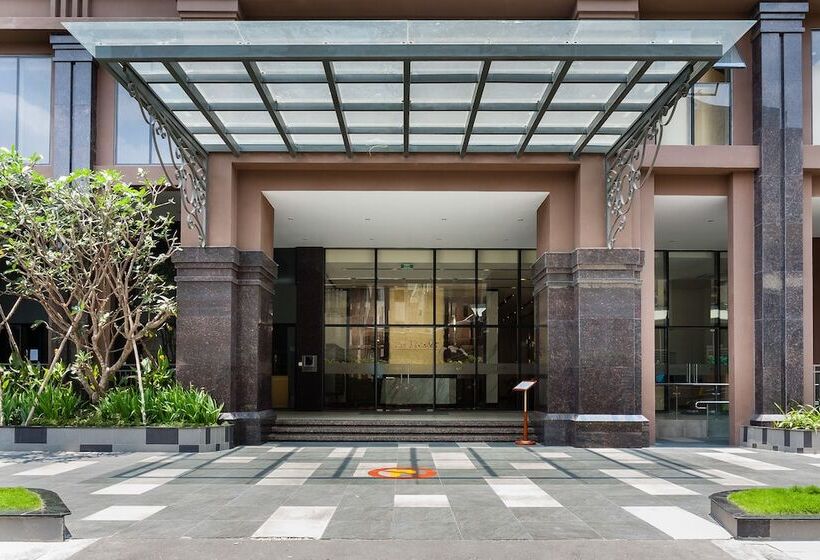 پانسیون Blue Fingers Saigon Royal Tresor