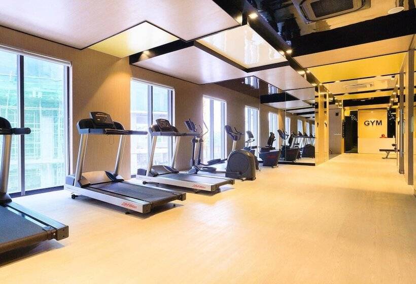 پانسیون Blue Fingers Saigon Royal Tresor