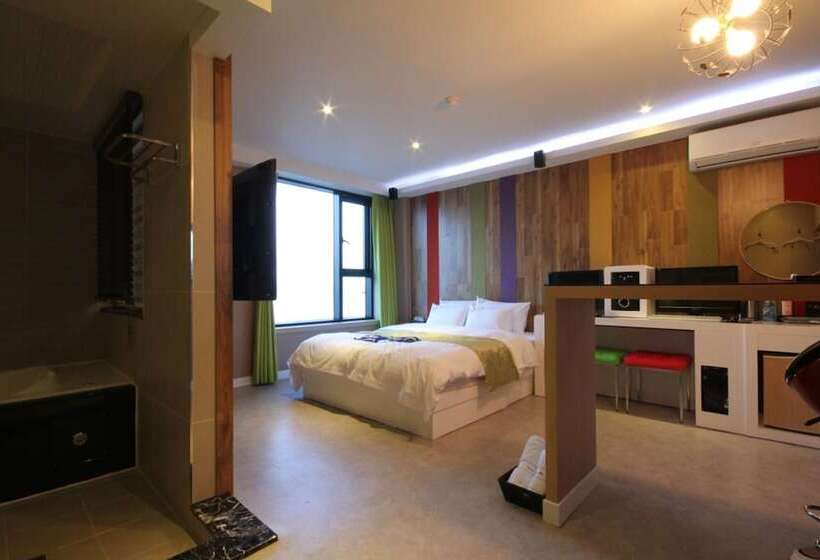Pohang Yeongildae Design Motel A2