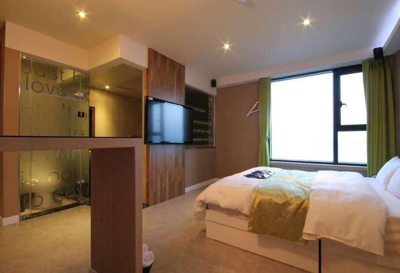 Pohang Yeongildae Design Motel A2