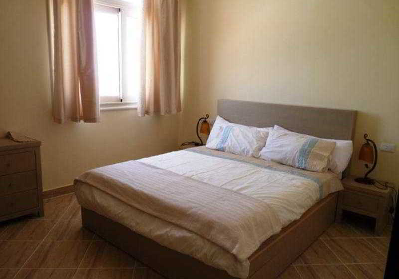 El Andalous Apartment