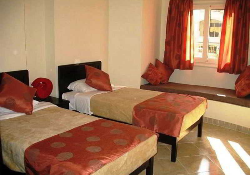 El Andalous Apartment