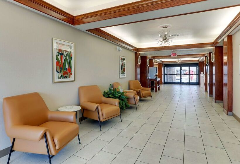 هتل Best Western Plus Riata