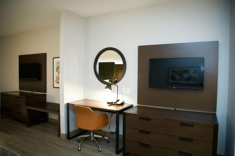 هتل Best Western Plus Riata