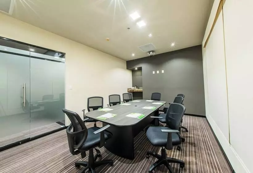 هتل Courtyard By Marriott San Luis Potosi