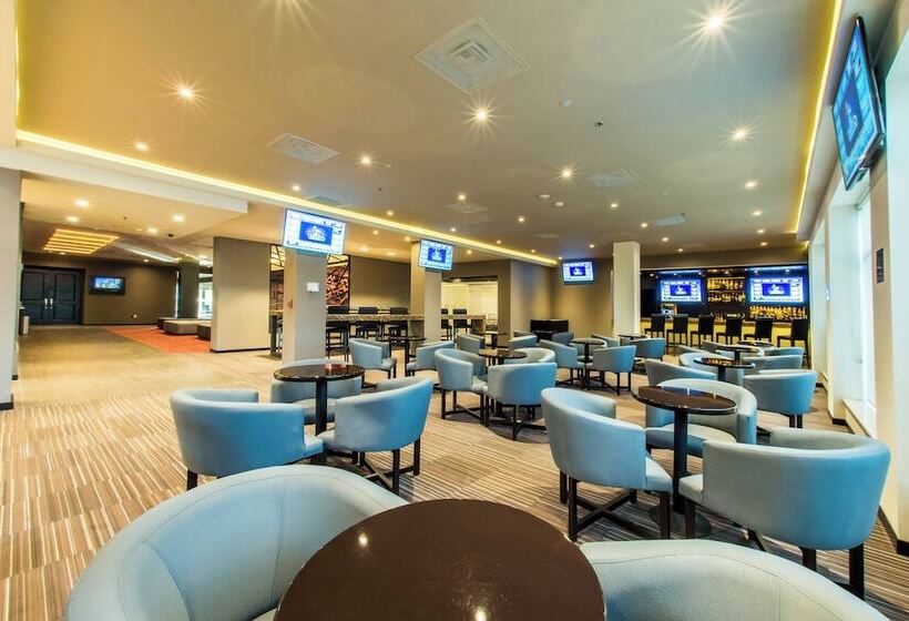 هتل Courtyard By Marriott San Luis Potosi