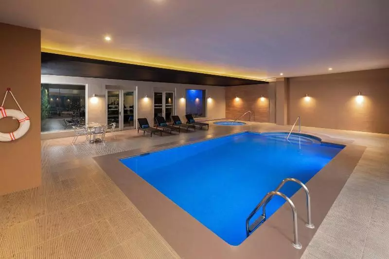 هتل Courtyard By Marriott San Luis Potosi