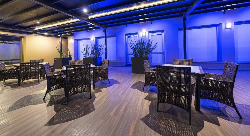 هتل Courtyard By Marriott San Luis Potosi