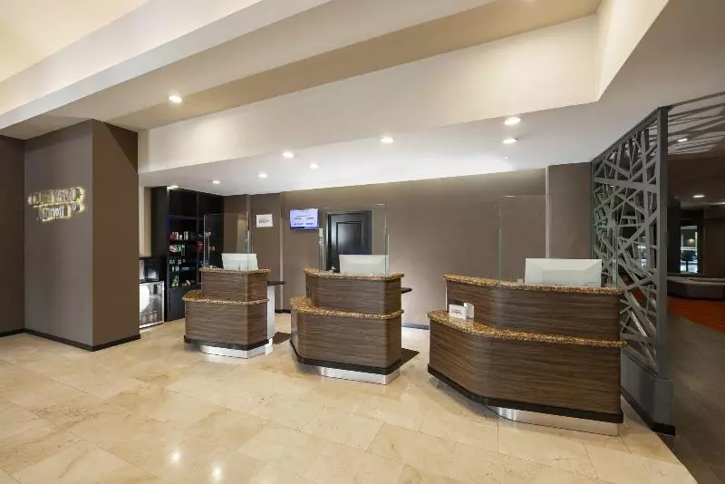 هتل Courtyard By Marriott San Luis Potosi