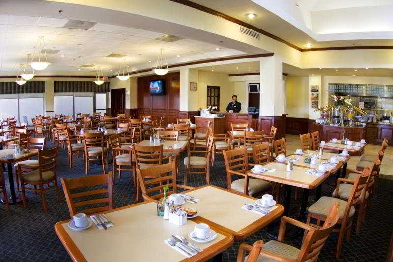 هتل Courtyard By Marriott San Luis Potosi