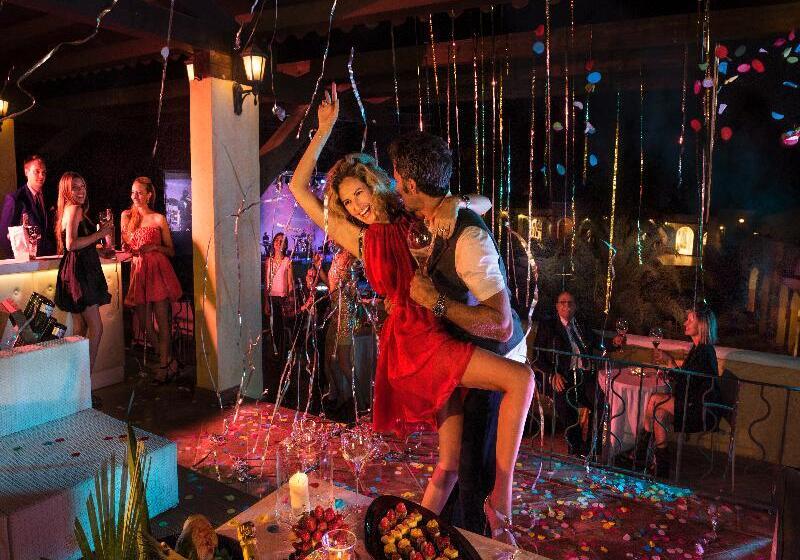 فندق Forte Village Resort Le Palme