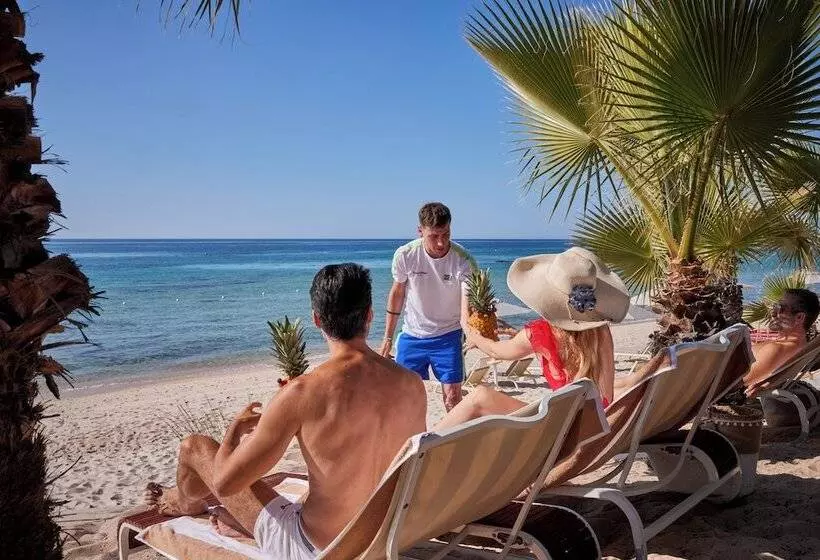 Отель Forte Village Resort  Le Palme