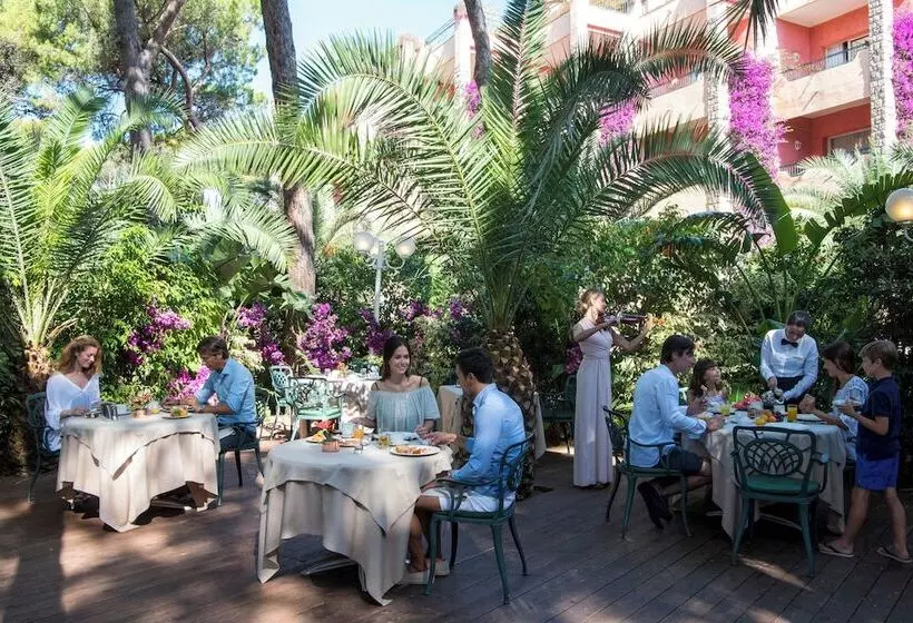 Отель Forte Village Resort  Le Palme