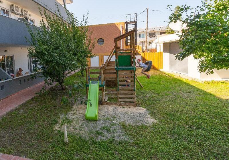 酒店 Grecian Fantasia Resort