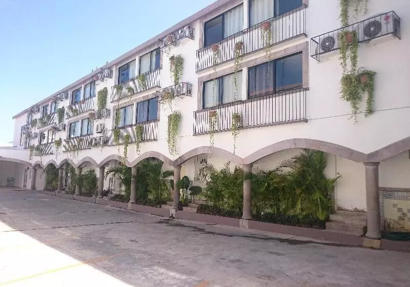 Hotel Hacienda De Castilla