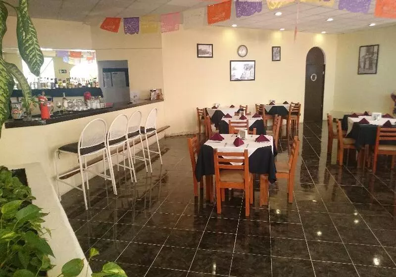 Hotel Hacienda De Castilla