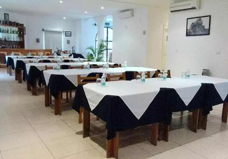 Hotel Hacienda De Castilla