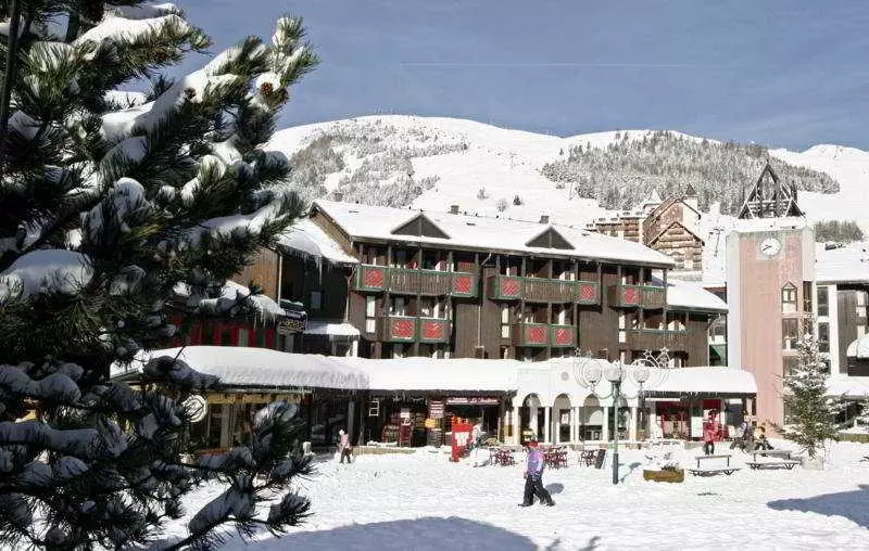 Отель Travelski Home Classic   Résidence La Muzelle