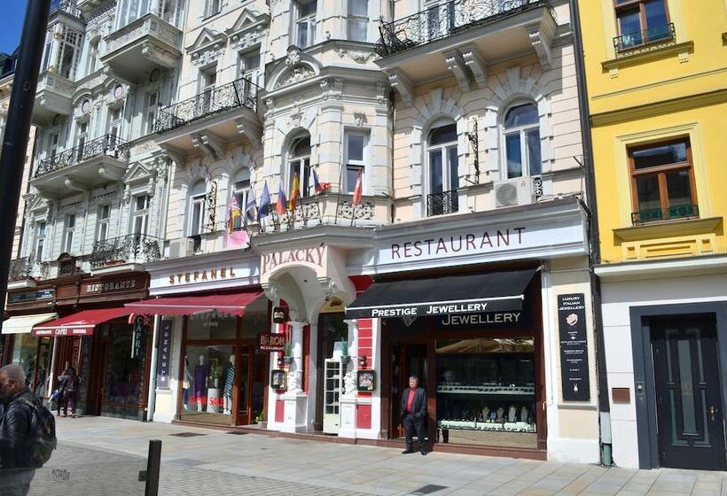 هتل Palacky