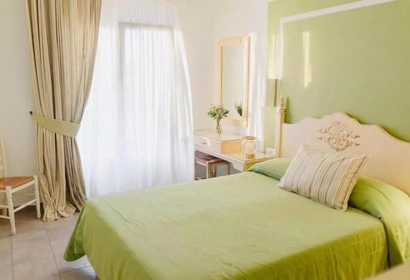 בית מלון כפרי Pelican