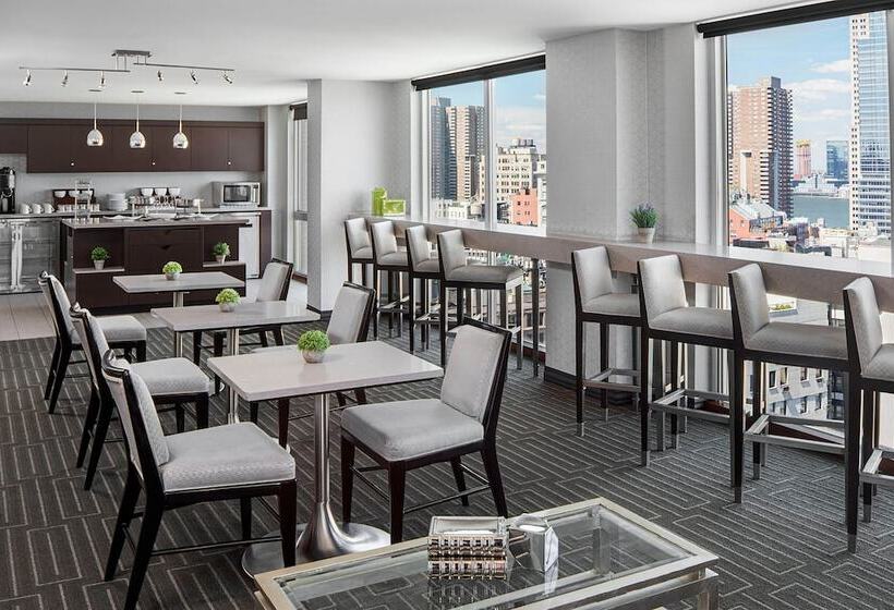 فندق Sheraton Tribeca New York