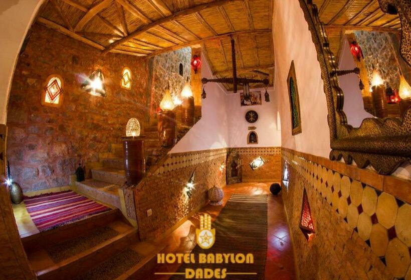 Hotel Babylon Dades