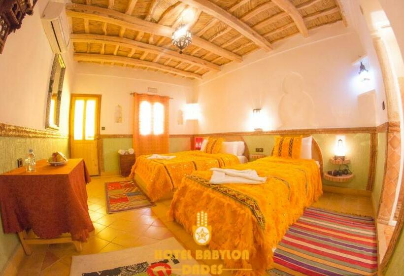 Hotel Babylon Dades