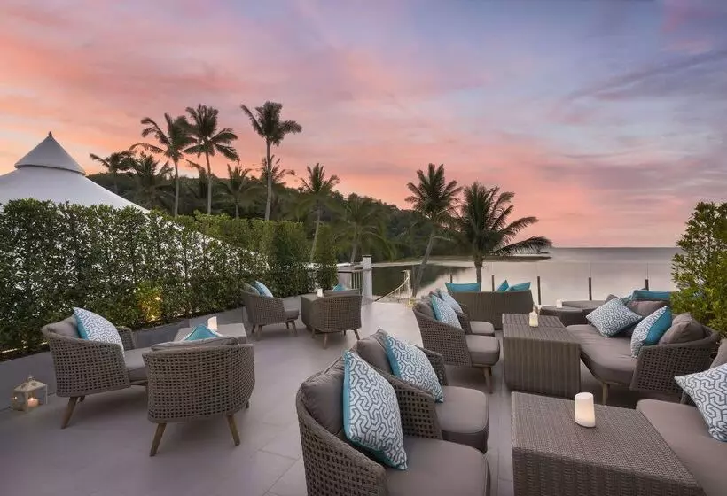 호텔 Avani Plus Samui Resort