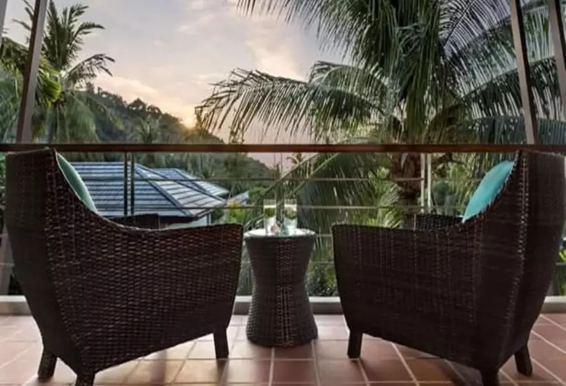 호텔 Avani Plus Samui Resort