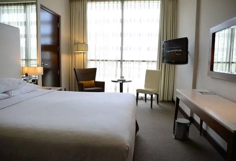 هتل Centro Yas Island By Rotana