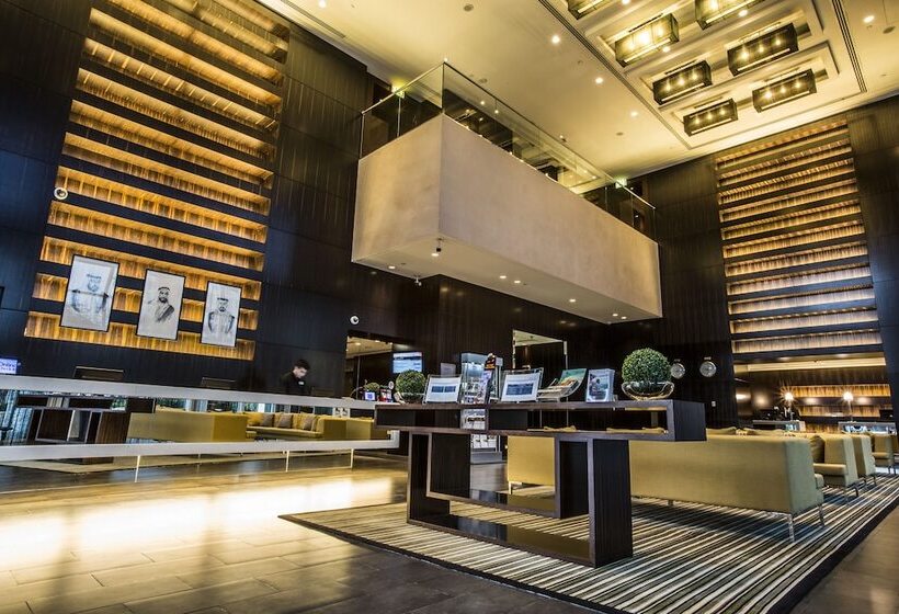 فندق Centro Yas Island By Rotana