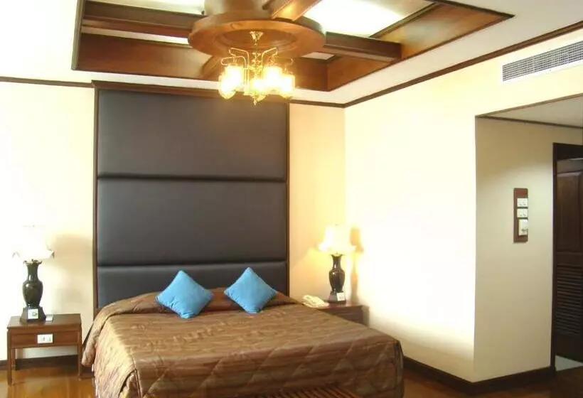 ホテル Chiang Mai Phucome