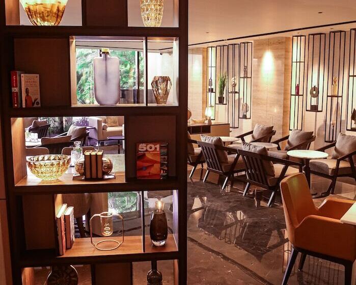 Hotel Courtyard By Marriott Mumbai International Airport