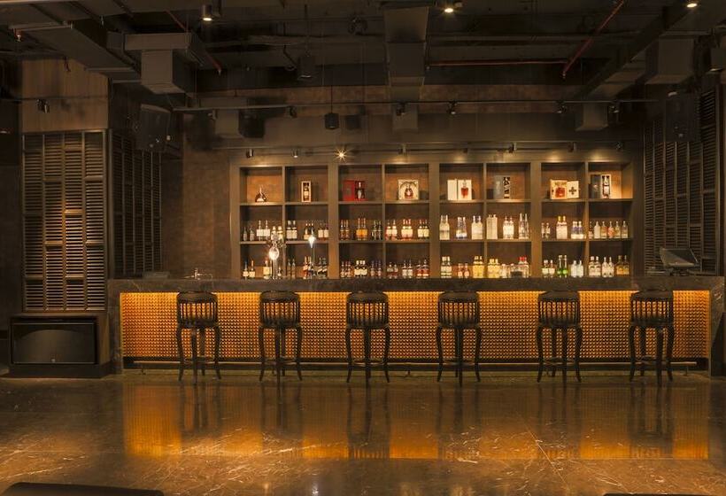 Hotel Courtyard By Marriott Mumbai International Airport