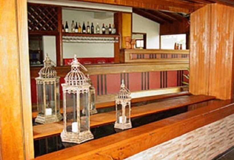 בית מלון כפרי Diamante Palace