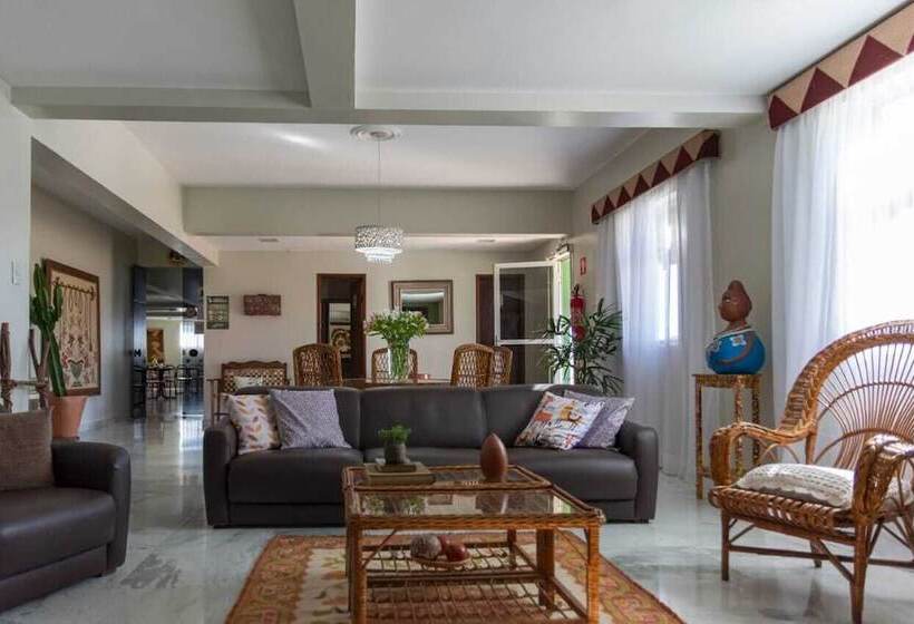 בית מלון כפרי Diamante Palace