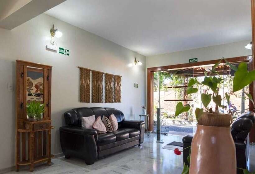 בית מלון כפרי Diamante Palace