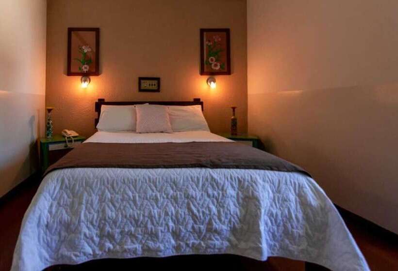 בית מלון כפרי Diamante Palace