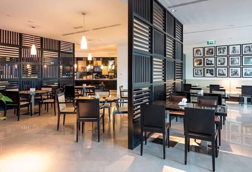 酒店 Holiday Inn Express Dubai Airport, An Ihg