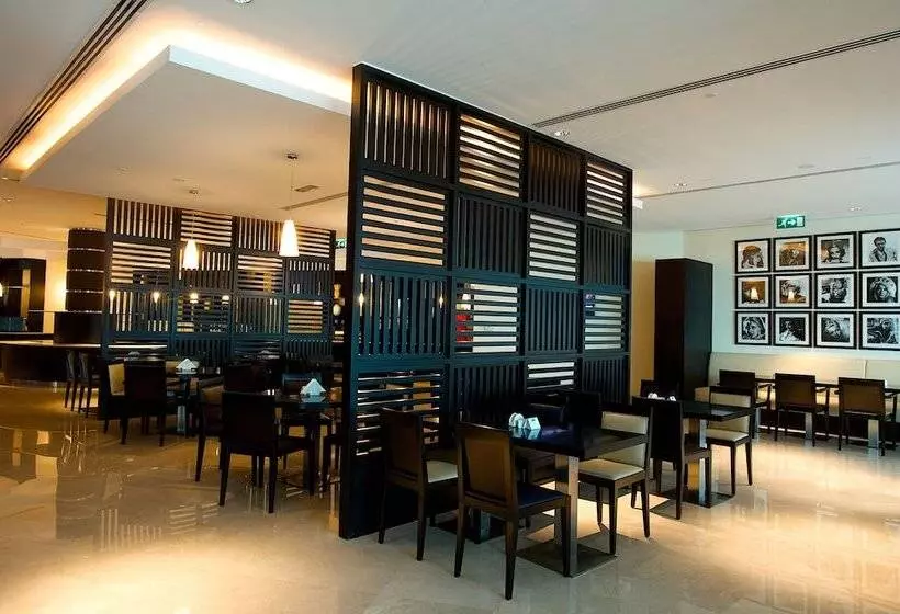 酒店 Holiday Inn Express Dubai Airport, An Ihg