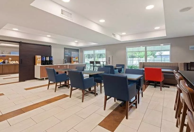 هتل Holiday Inn Express Jacksonville East, An Ihg
